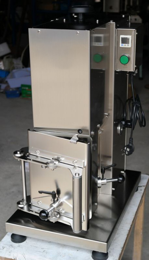 慶賀，廣州星格醬料真空旋蓋機再上新臺階(圖1)