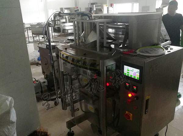 預(yù)制菜醬料包裝機設(shè)備在餐飲行業(yè)的作用(圖1)