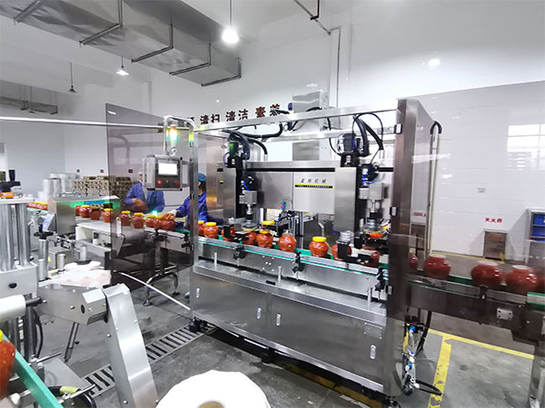 剁椒醬料灌裝生產線能為灌裝提供好的效果(圖3)