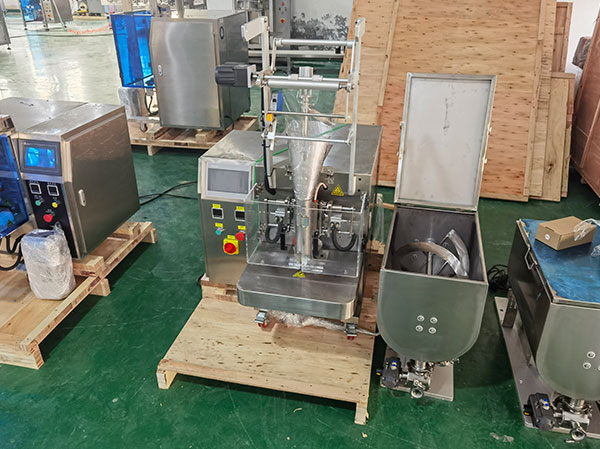 新一代紅油火鍋底料包裝機的幾大優勢(圖1)