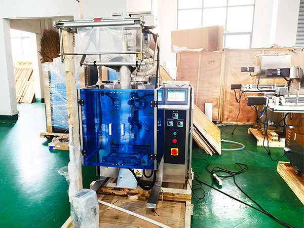 立式甜辣醬料包裝機(jī)為什么會(huì)出現(xiàn)溫度過(guò)高(圖1)