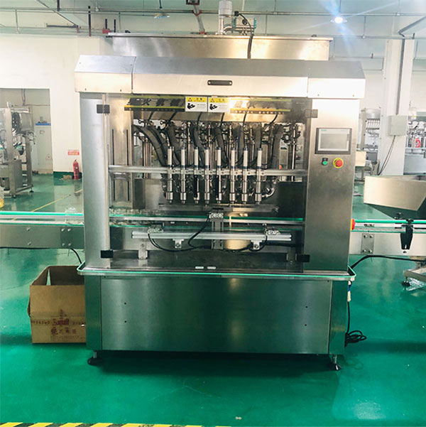 醬料灌裝機(jī)，全自動(dòng)辣椒醬灌裝機(jī)，特點(diǎn)運(yùn)用，操作簡(jiǎn)單(圖2)