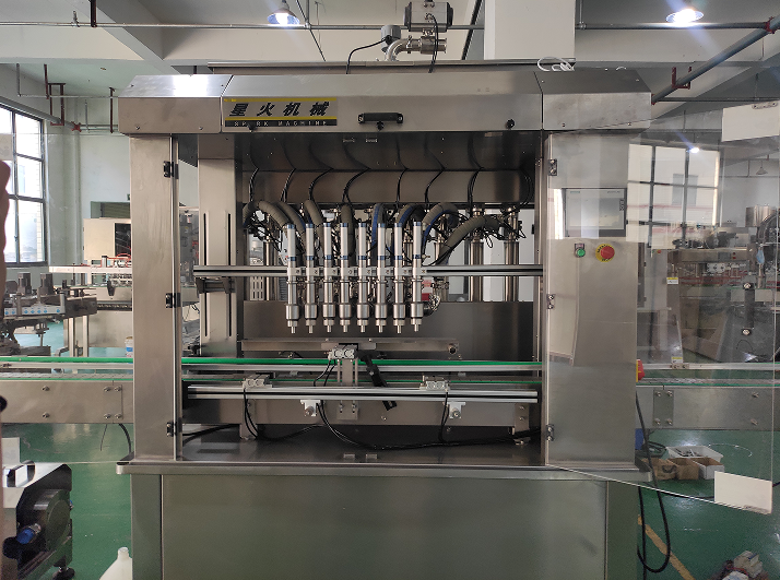 瓶裝香椿醬自動灌裝機(jī)械隨著企業(yè)用戶的需求做出改變(圖1)