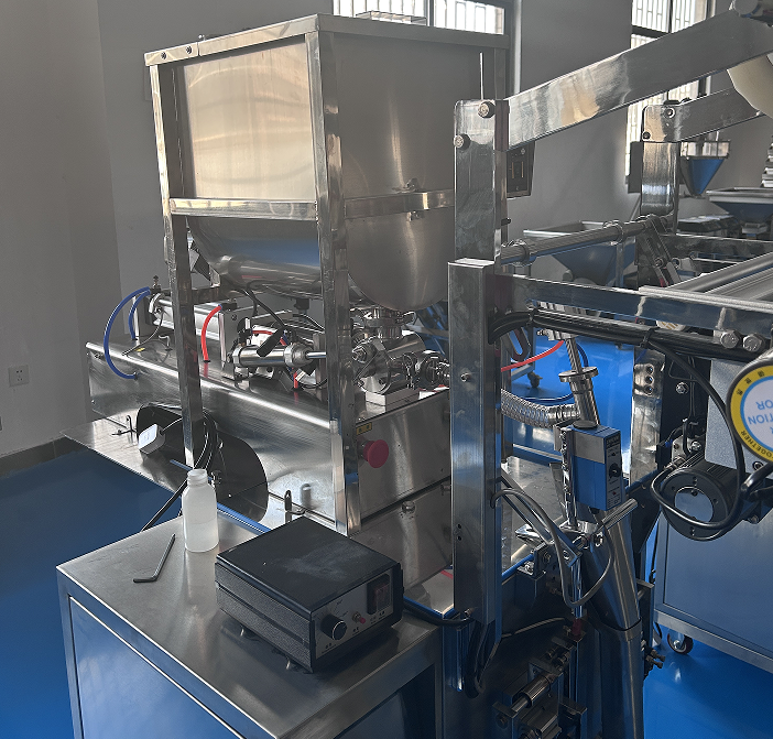 沙拉壽司醬包裝機(jī)給了市場(chǎng)商品更好的價(jià)值(圖1)