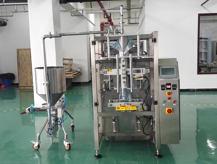 香辣牛肉醬包裝機(jī)帶動(dòng)醬料行業(yè)的創(chuàng)新熱潮(圖2) 香辣牛肉醬包裝機(jī)帶動(dòng)醬料行業(yè)的創(chuàng)新熱潮(圖2)