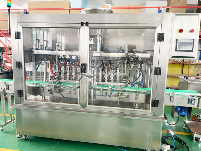 自動(dòng)蒜蓉醬灌裝旋蓋生產(chǎn)線(圖3)