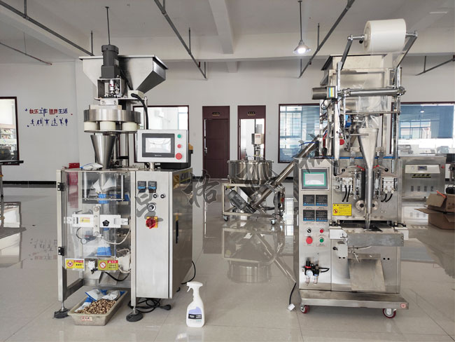 吃螃蟹的季節(jié)，怎么能少了全自動蟹黃醬包裝機(jī)(圖2)